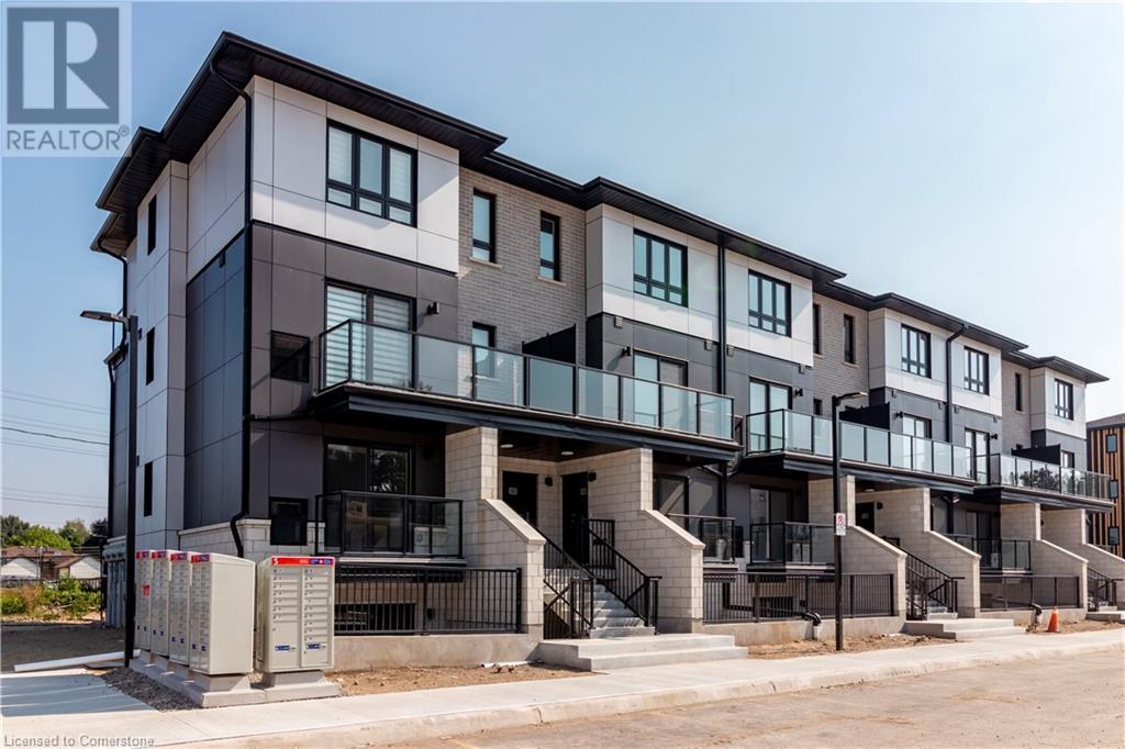410 NORTHFIELD Drive W Unit# E8, Waterloo, Ontario