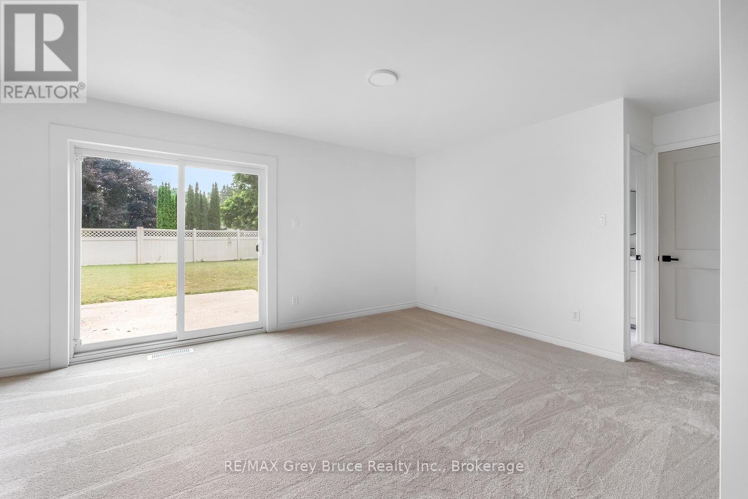 887 Nodwell Court E, Saugeen Shores, Ontario  N0H 2C4 - Photo 33 - X12292998