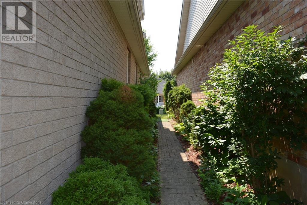 461 Columbia Street W Unit# 49, Waterloo, Ontario  N2T 2P5 - Photo 28 - 40751147