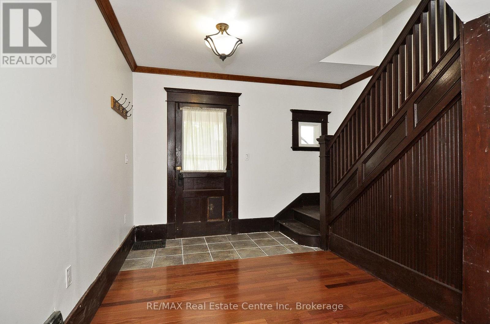 141 King Street, Brant, Ontario  N0E 1A0 - Photo 3 - X12293228