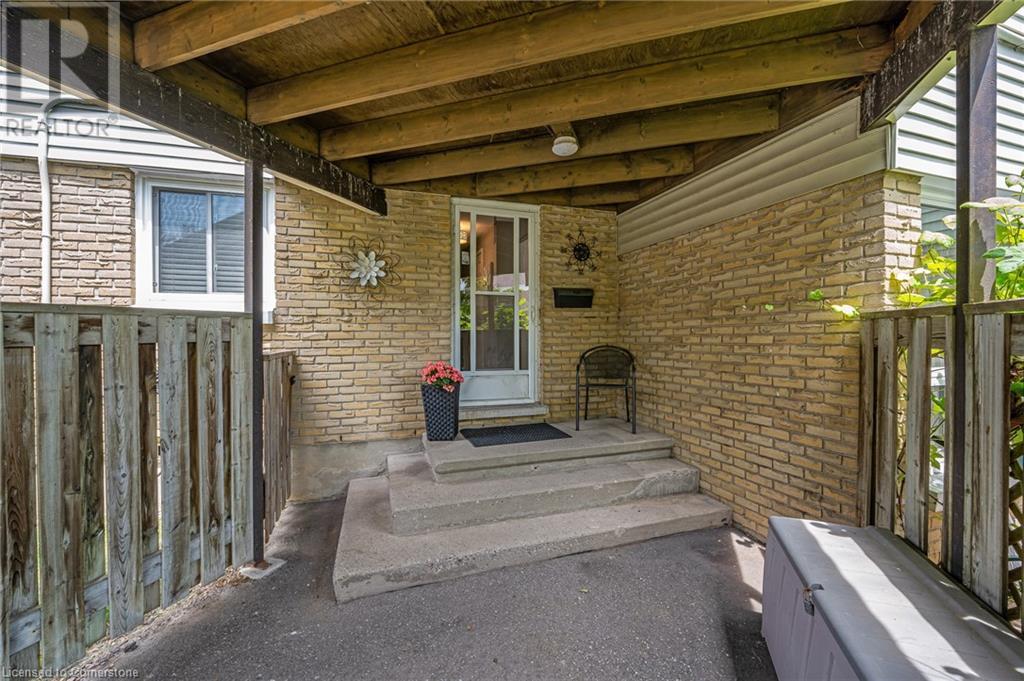 415 Morgan Avenue Unit# 15, Kitchener, Ontario  N2A 2V6 - Photo 2 - 40752517
