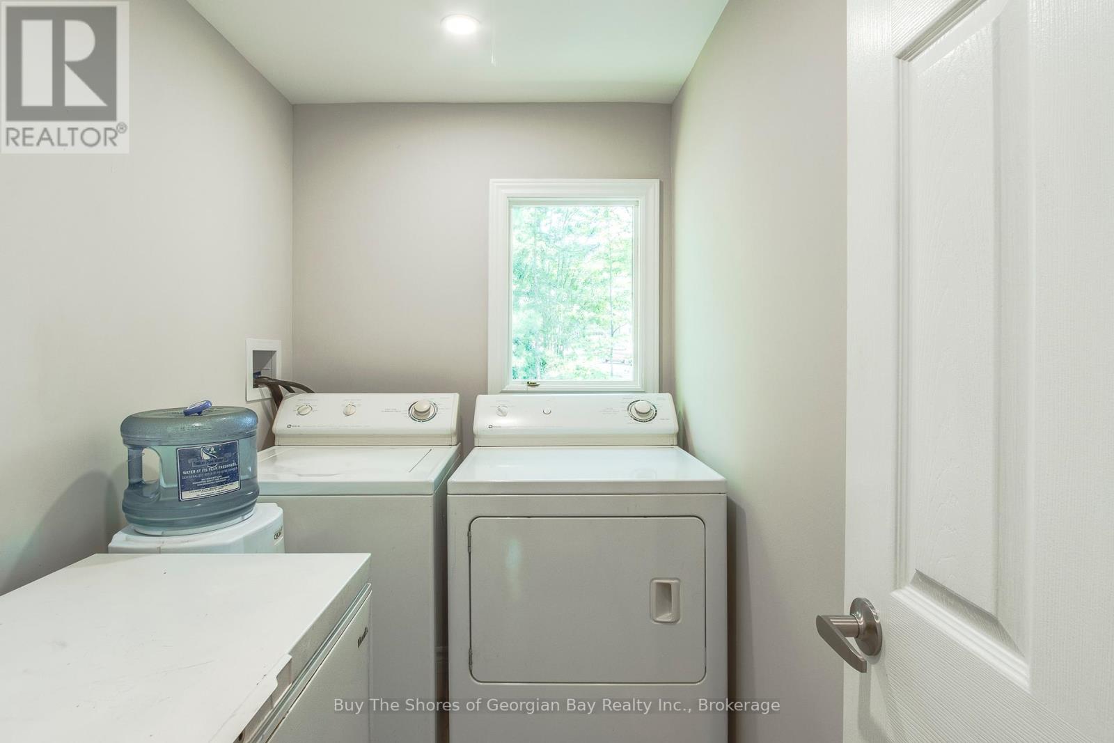 2249 Tiny Beaches Road S, Tiny, Ontario  L0L 1P1 - Photo 31 - S12293433