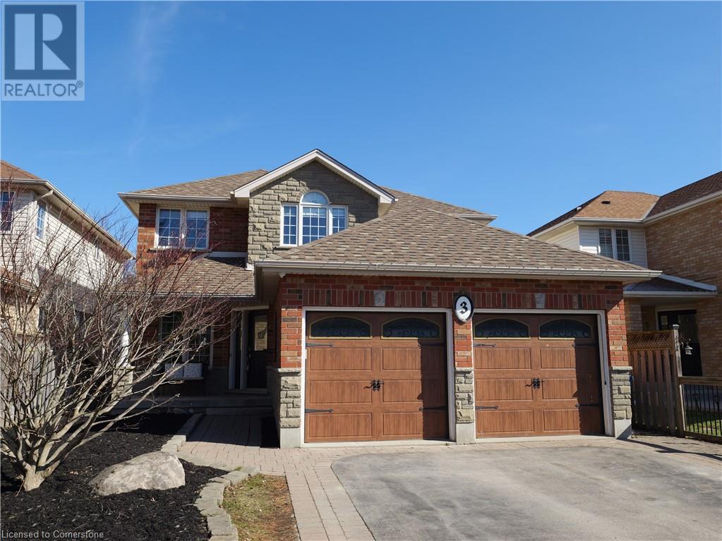 3 GIBBS Crescent, Guelph, Ontario