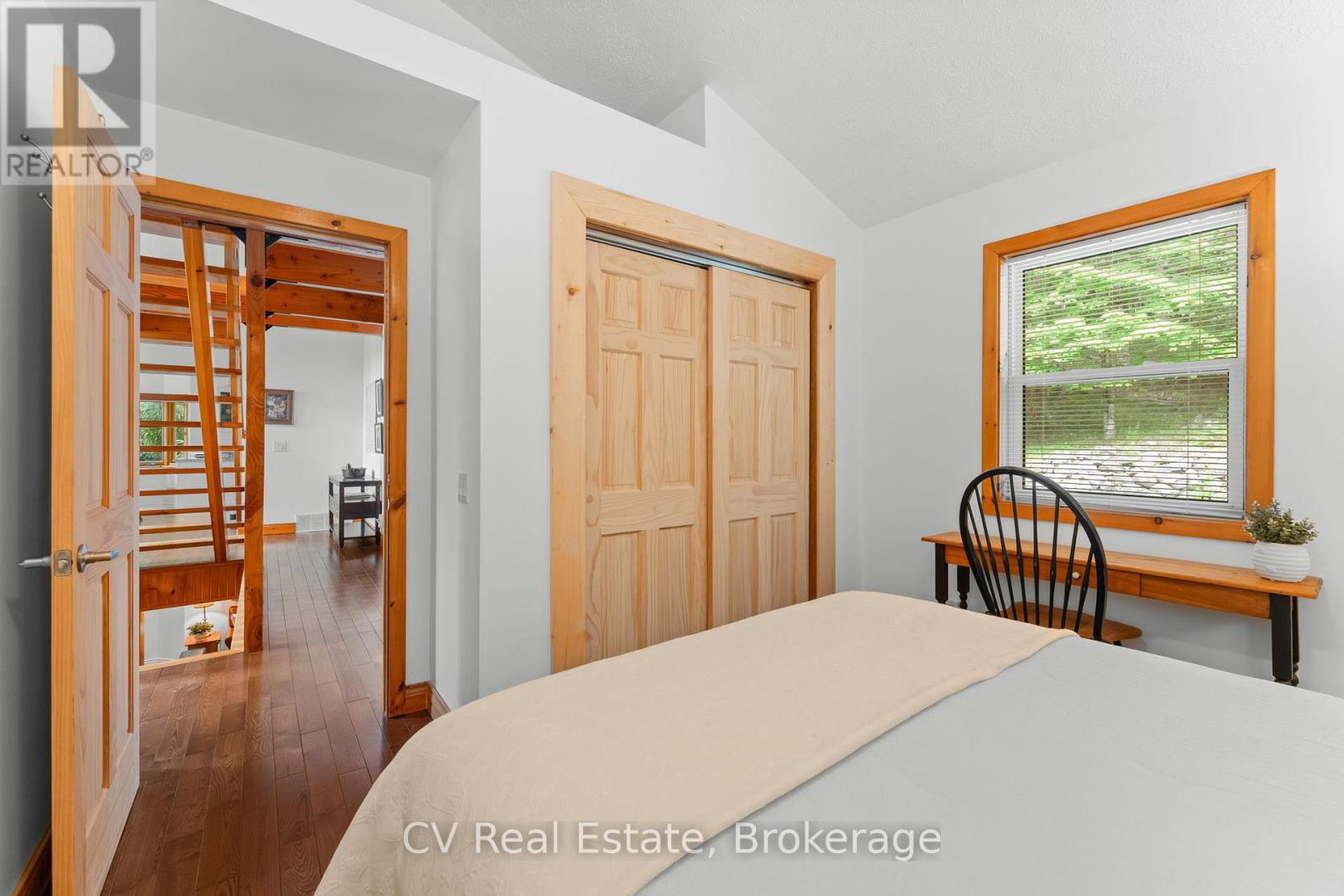 1292 Port Cunnington Road, Lake Of Bays, Ontario  P0A 1H0 - Photo 17 - X12293745