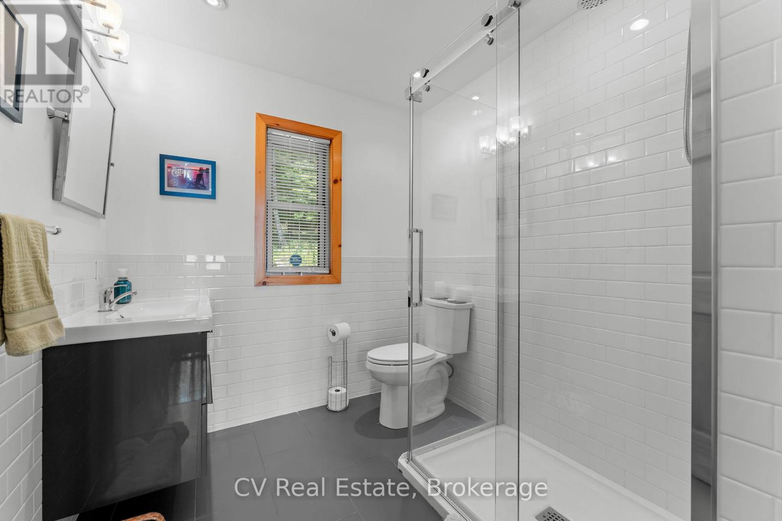 1292 Port Cunnington Road, Lake Of Bays, Ontario  P0A 1H0 - Photo 18 - X12293745