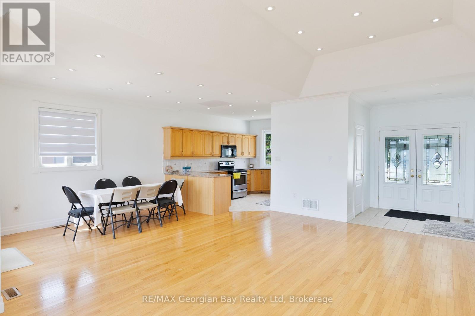 369 Aberdeen Boulevard, Midland, Ontario  L4R 5M9 - Photo 4 - S12294208