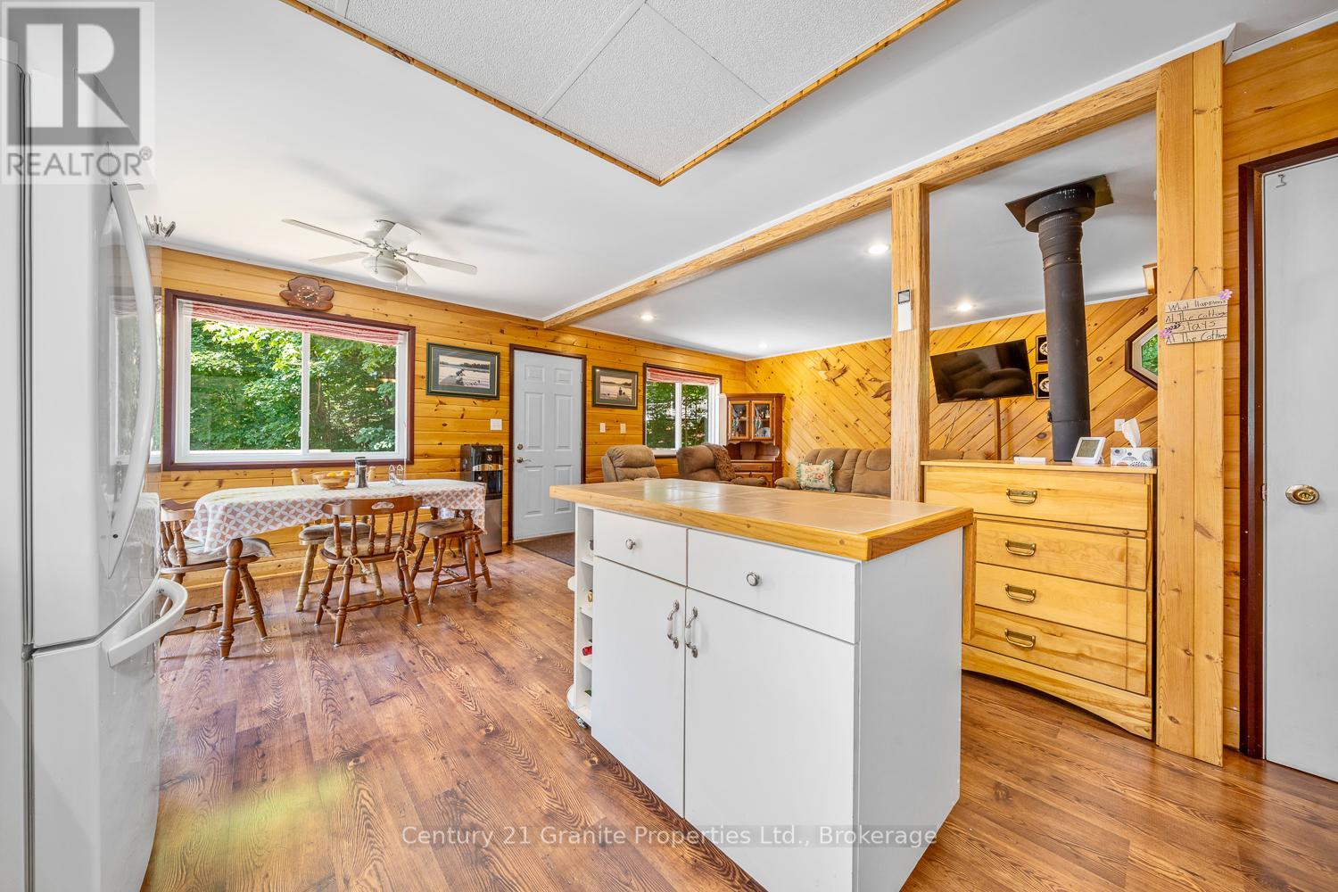 9 Sykes Lane, Whitestone, Ontario  P0A 1G0 - Photo 25 - X12294253