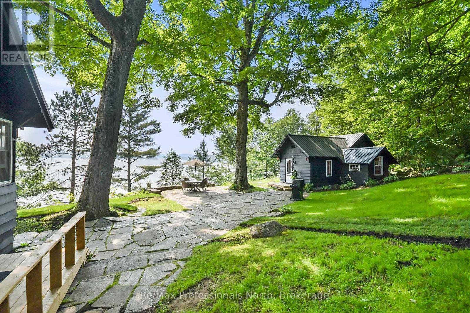 95 Pen Lake Point Road, Huntsville, Ontario  P1H 1A9 - Photo 43 - X12294258