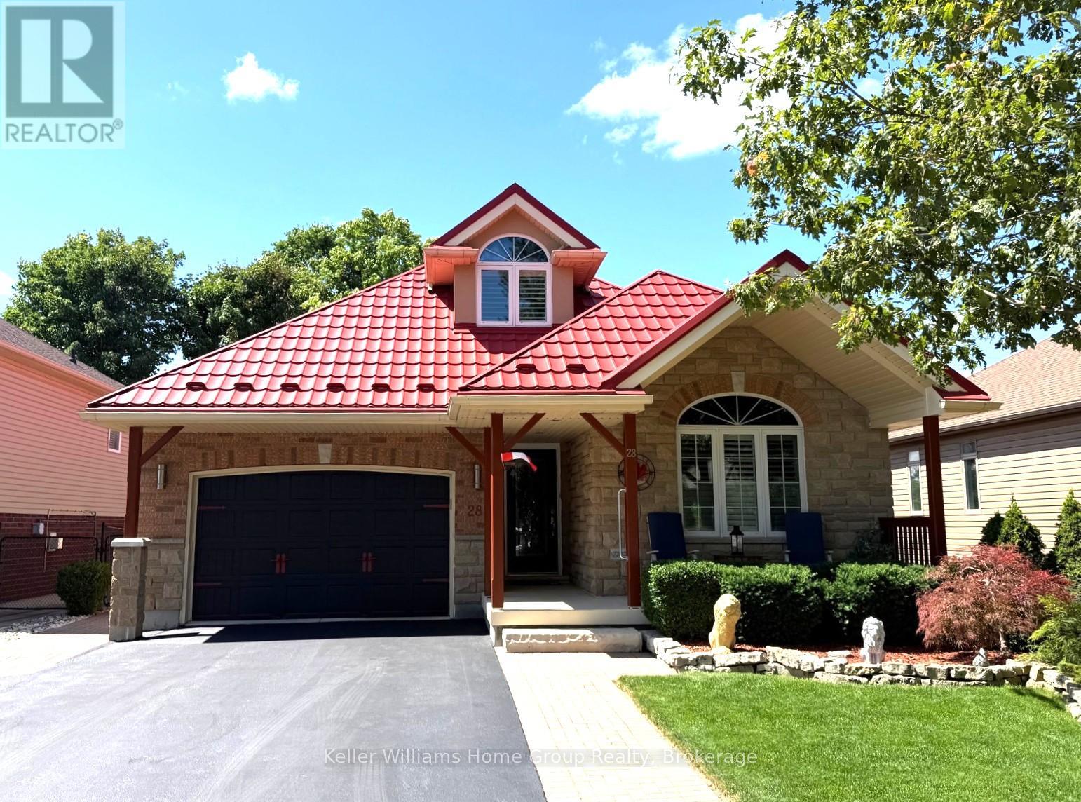 28 HARCOURT PLACE, Centre Wellington, Ontario