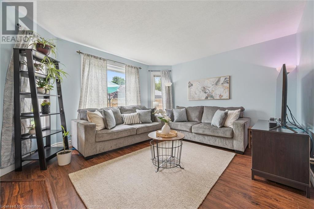 224 Pineland Court, Waterloo, Ontario  N2T 2S3 - Photo 2 - 40753060
