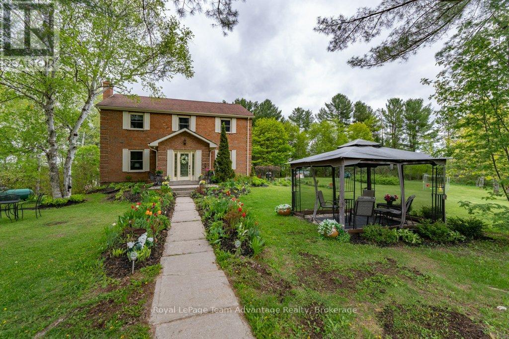 2 Tally Ho-Swords Road, Seguin, Ontario  P2A 2W9 - Photo 1 - X12297167