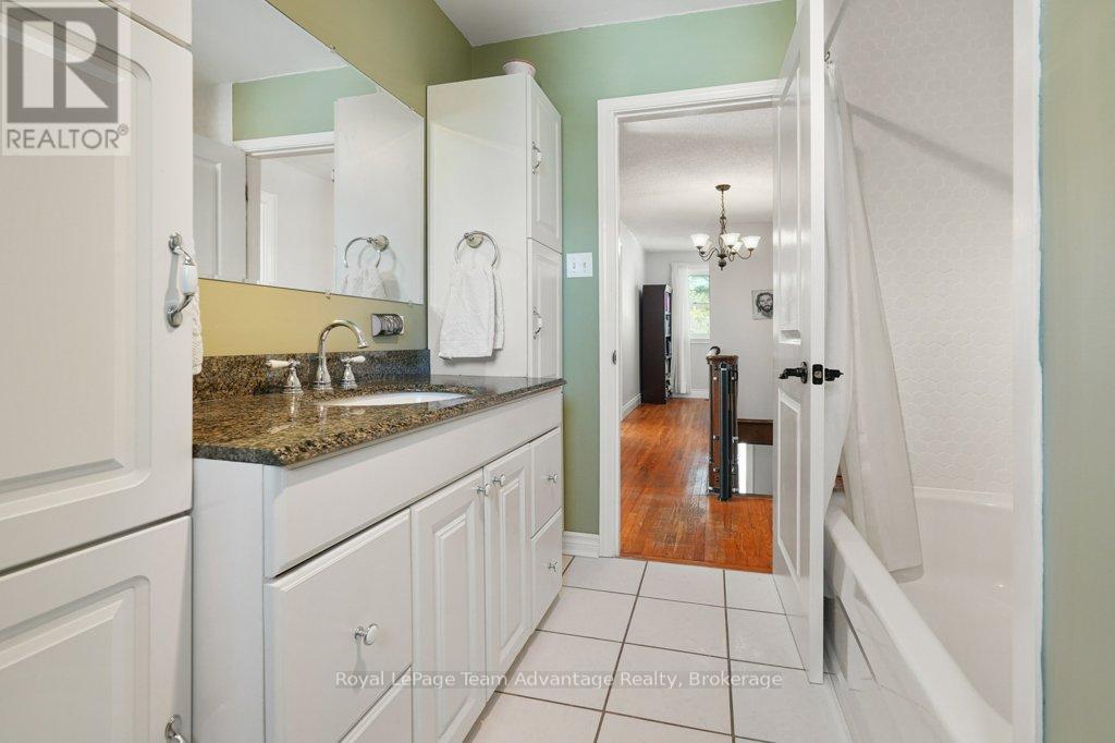 2 Tally Ho-Swords Road, Seguin, Ontario  P2A 2W9 - Photo 26 - X12297167