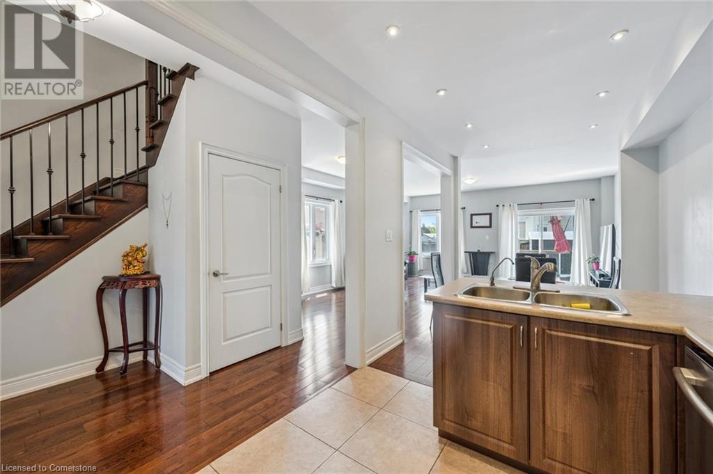 725 Vellore Park Avenue, Vaughan, Ontario  L4H 0K6 - Photo 7 - 40752782