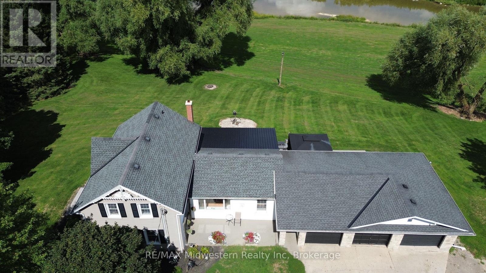 2081 JOHN STREET E, Howick, Ontario