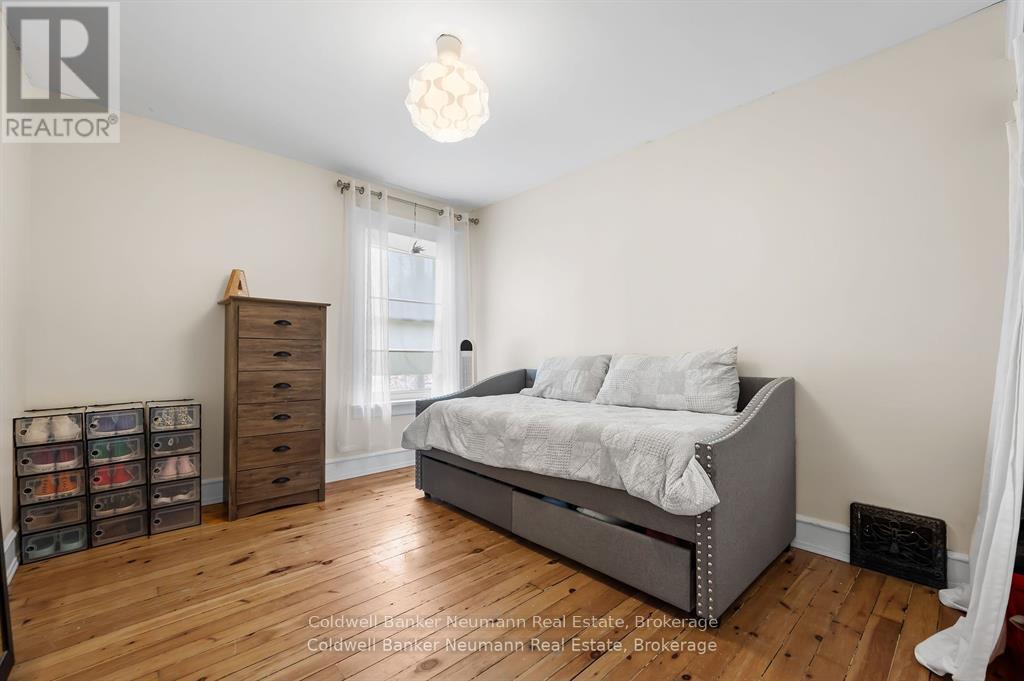 51 Lyon Avenue, Guelph, Ontario  N1H 5C7 - Photo 23 - X12297713