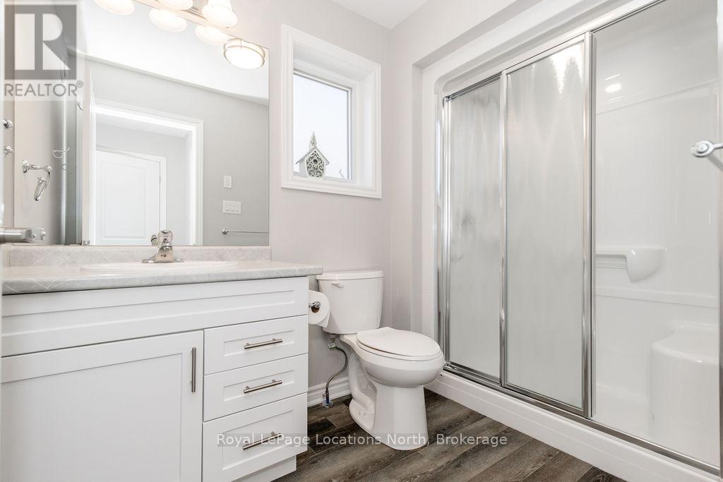 26 Ivy Crescent, Wasaga Beach, Ontario  L9Z 0H8 - Photo 13 - S12297984