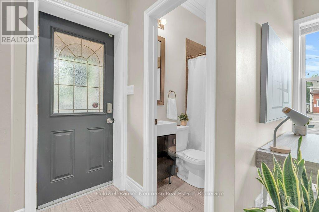 394 Woolwich Street, Guelph, Ontario  N1H 3Y7 - Photo 13 - X12297956