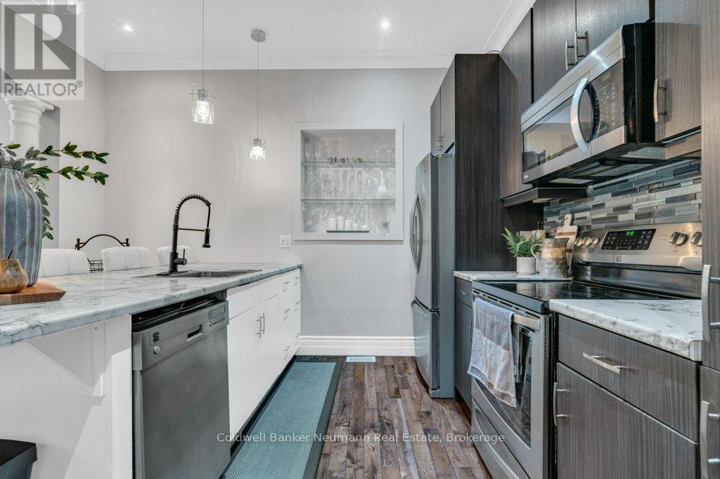 394 Woolwich Street, Guelph, Ontario  N1H 3Y7 - Photo 9 - X12297956