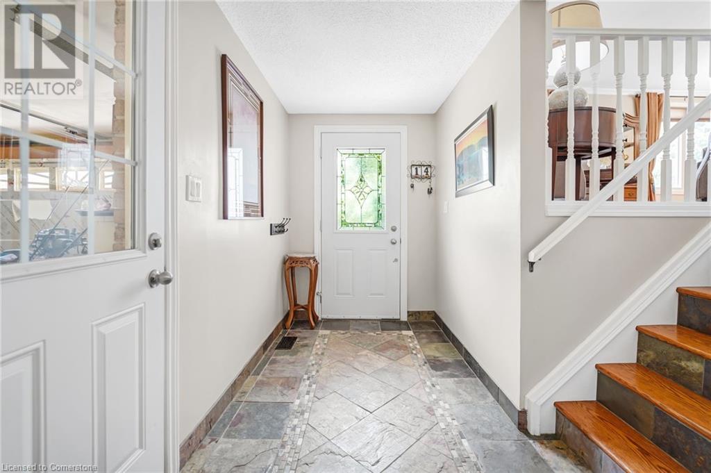 14 Thistledown Drive, Brantford, Ontario  N3R 6R9 - Photo 6 - 40753296