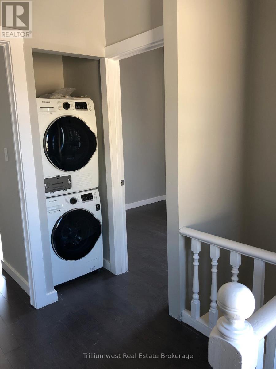 552 7th Avenue, Hanover, Ontario  N4N 2J7 - Photo 17 - X12298874