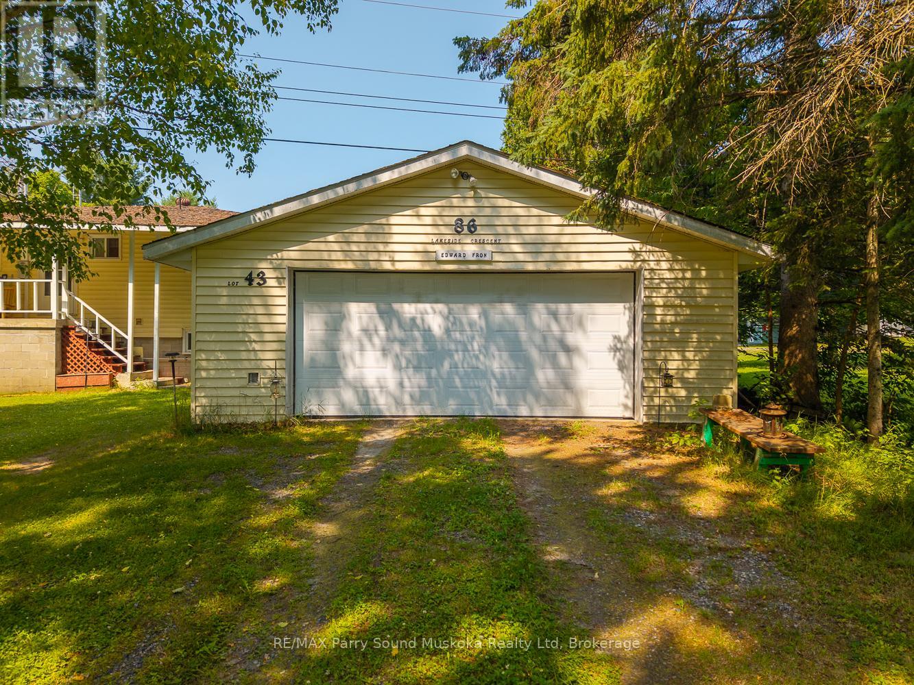 86 Lakeside Crescent, Mckellar, Ontario  P2A 0B4 - Photo 5 - X12298972