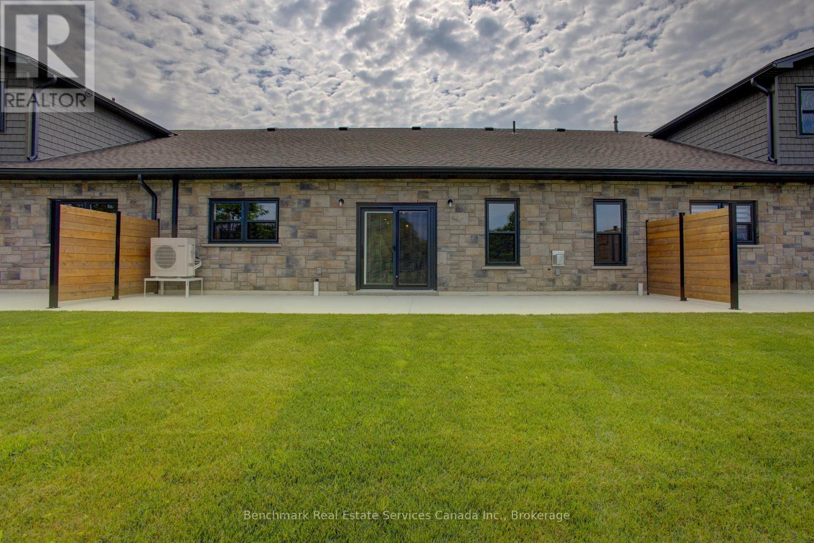 32 - 1182 Queen Street, Kincardine, Ontario  N2Z 1G4 - Photo 34 - X12299473