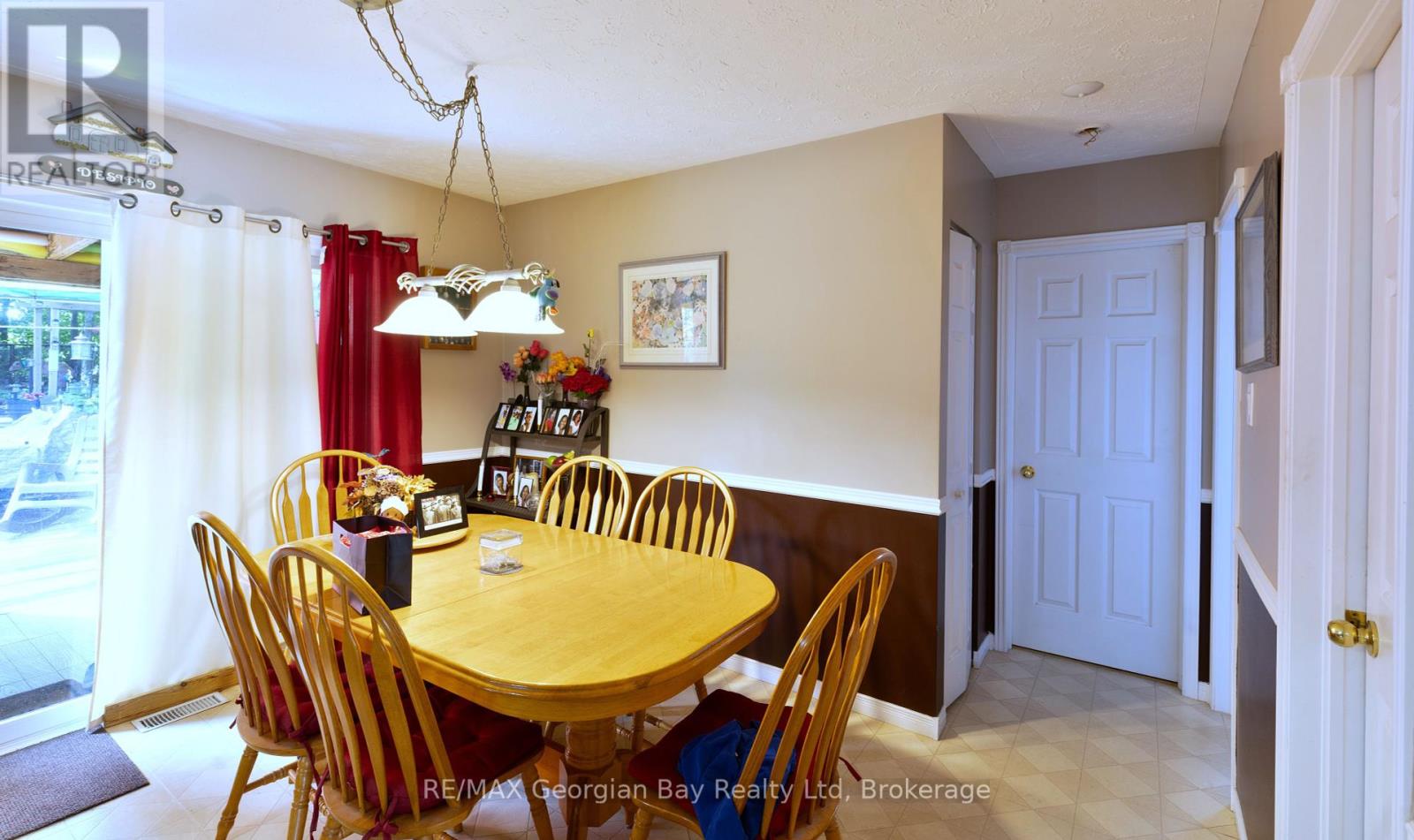 33 Anderson Crescent, Tay, Ontario  L0K 2A0 - Photo 11 - S12299786