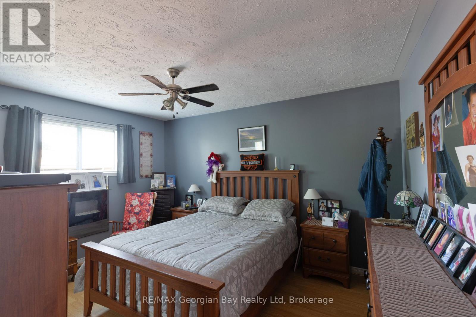 33 Anderson Crescent, Tay, Ontario  L0K 2A0 - Photo 12 - S12299786