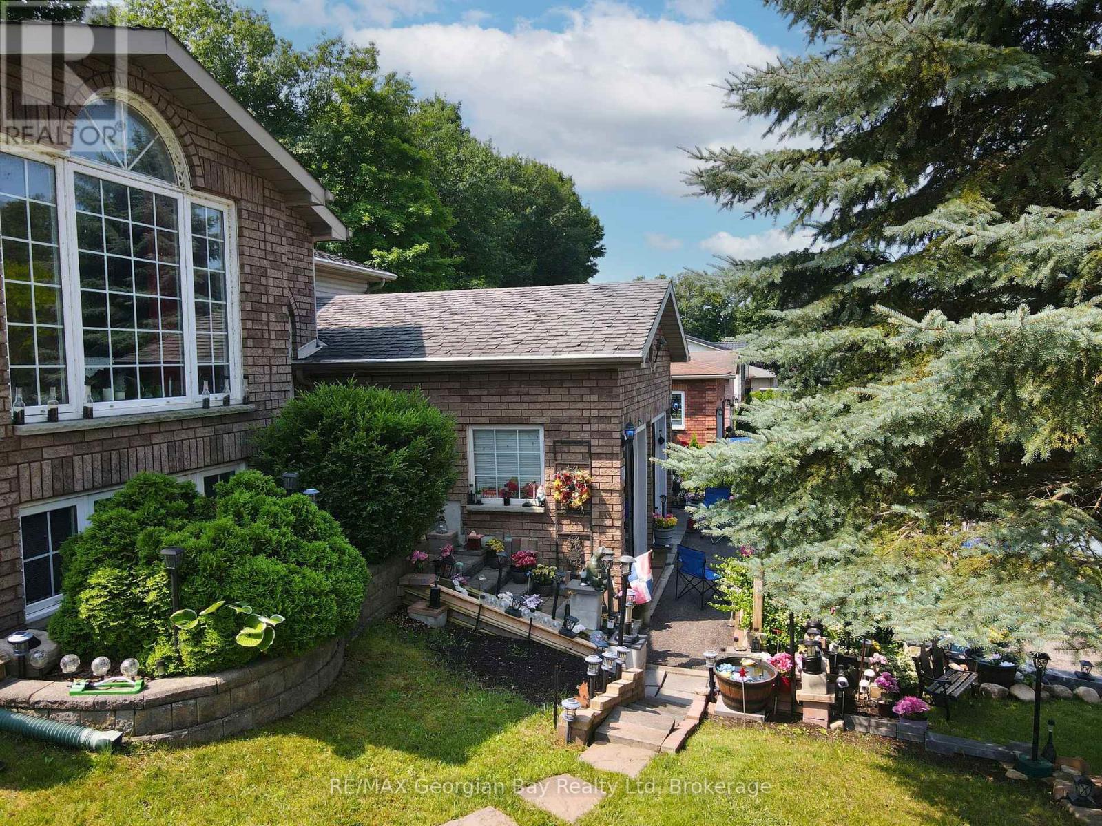 33 Anderson Crescent, Tay, Ontario  L0K 2A0 - Photo 32 - S12299786