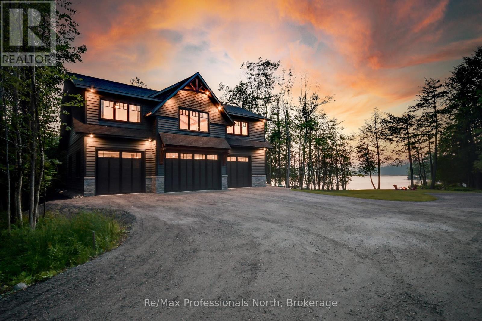 1054 Brydons Bay Road, Gravenhurst, Ontario  P1P 1R1 - Photo 1 - X12299721