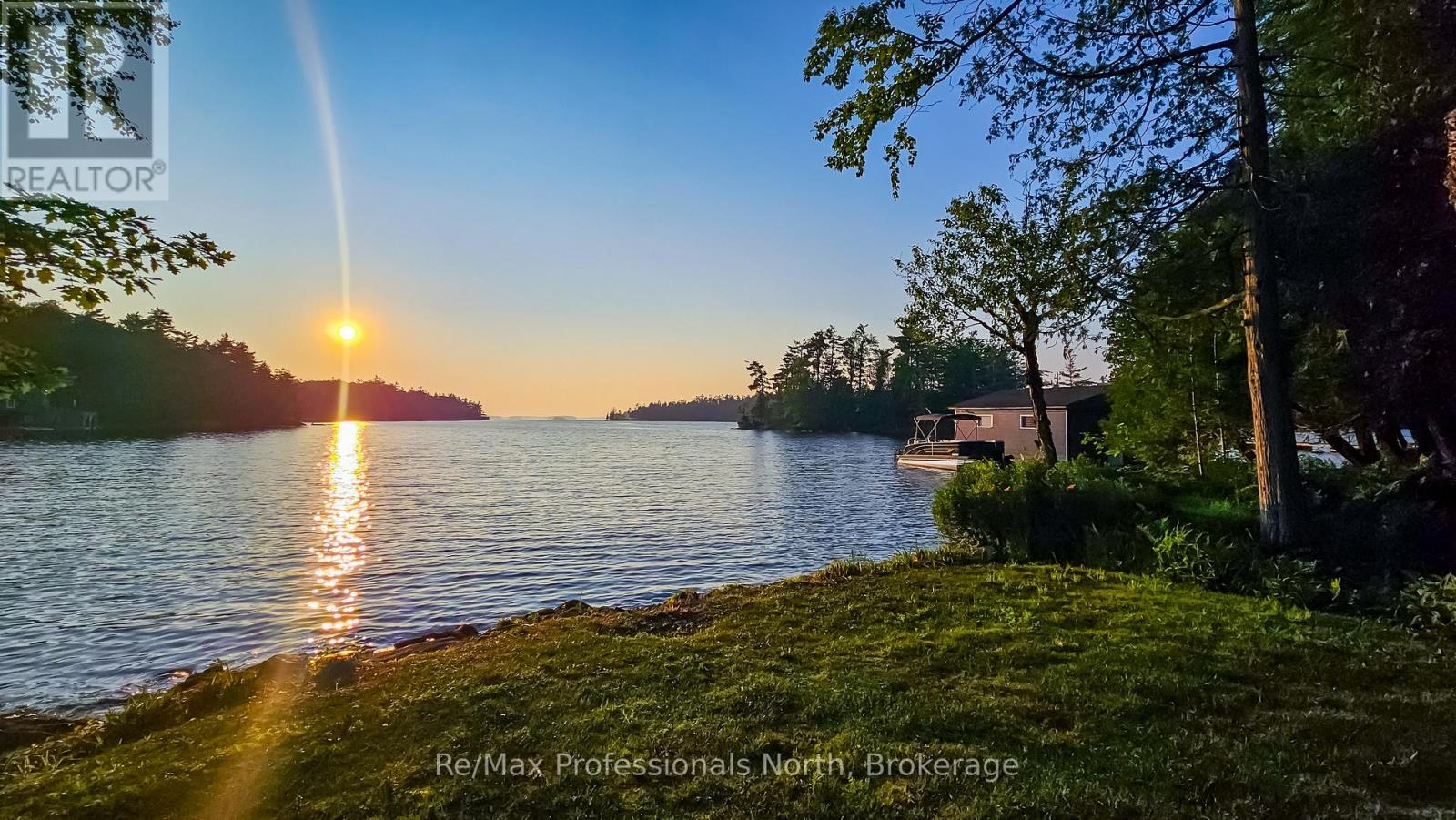 1054 Brydons Bay Road, Gravenhurst, Ontario  P1P 1R1 - Photo 30 - X12299721