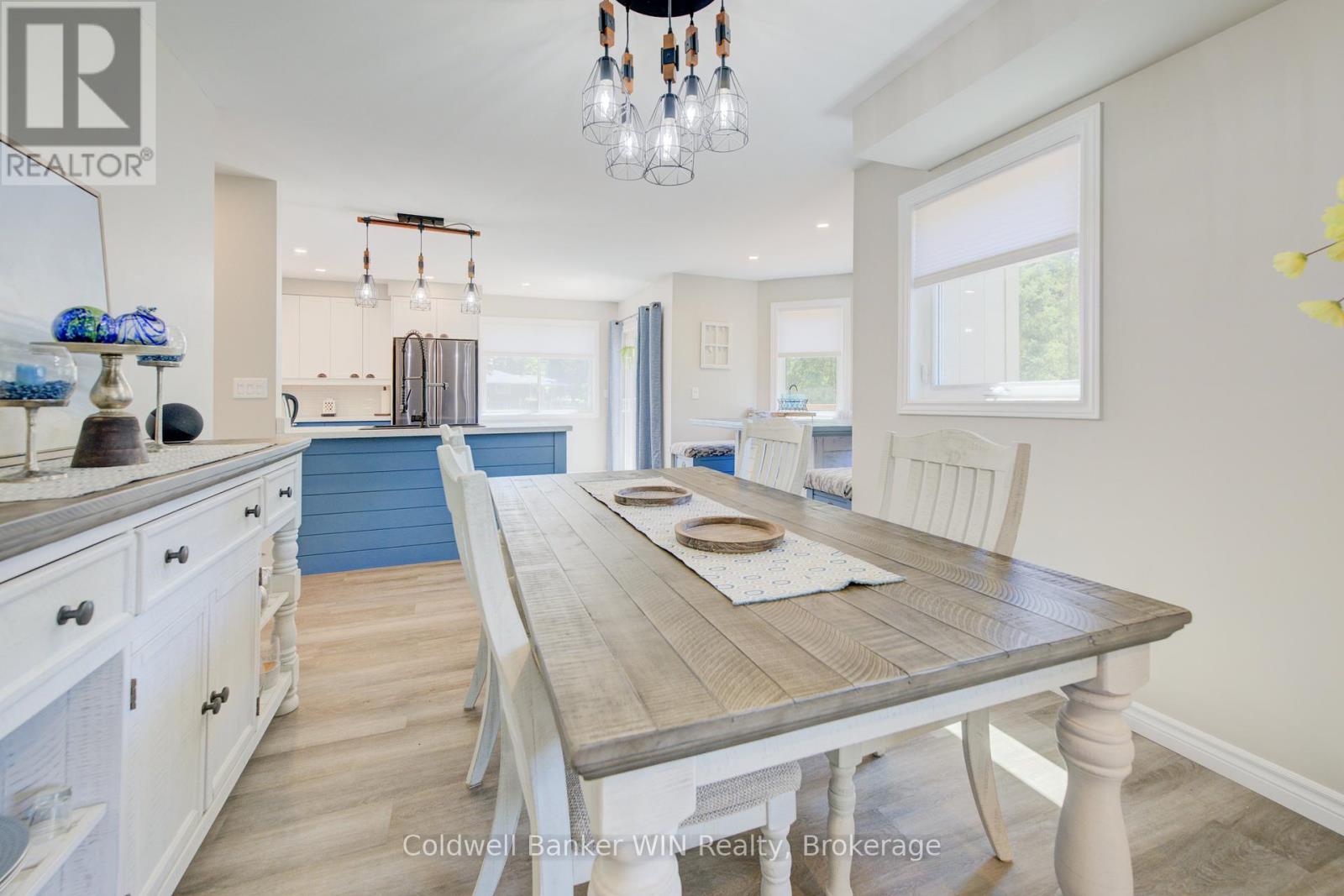 284 Forest Glen Drive, Wellington North, Ontario  N0G 2L2 - Photo 13 - X12299777