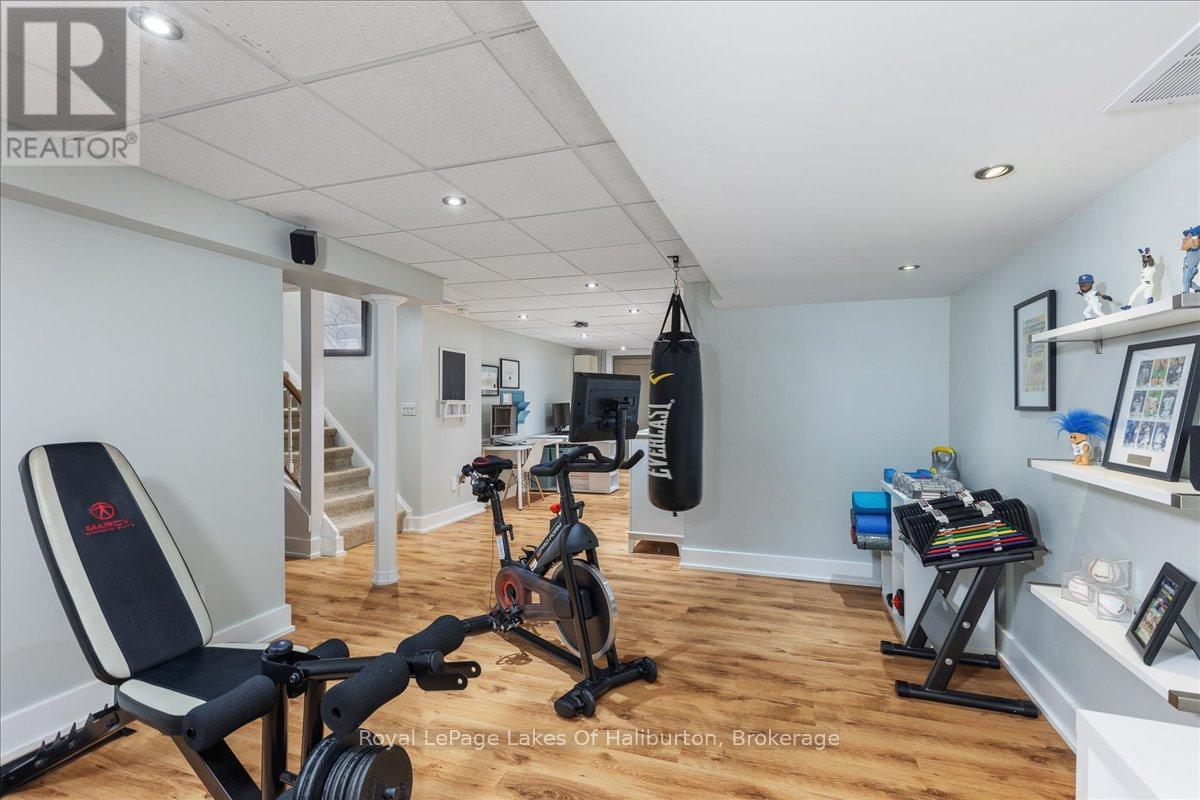 206 Birkshire Drive, Aurora, Ontario  L4G 7R8 - Photo 28 - N12300182