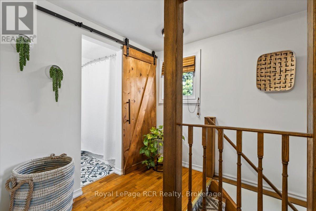 640 13th Street, Hanover, Ontario  N4N 1Y8 - Photo 14 - X12301096