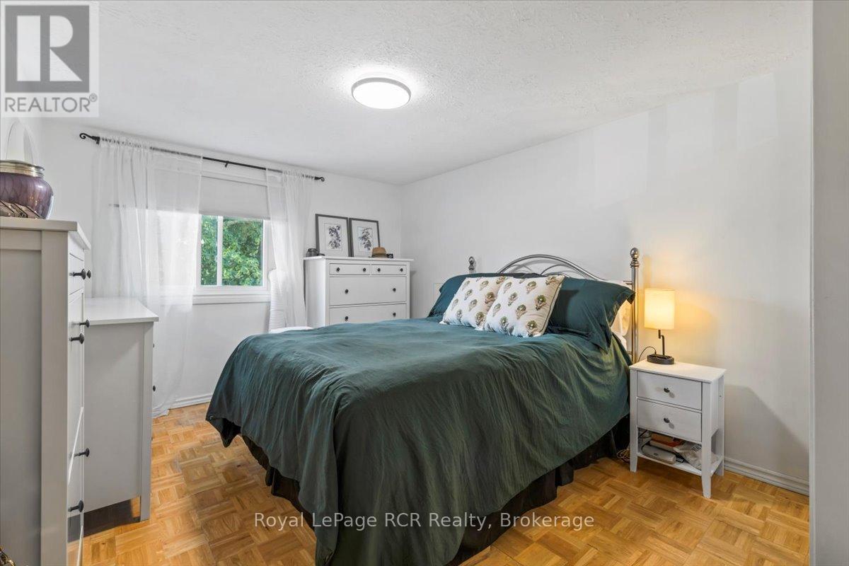 640 13th Street, Hanover, Ontario  N4N 1Y8 - Photo 19 - X12301096
