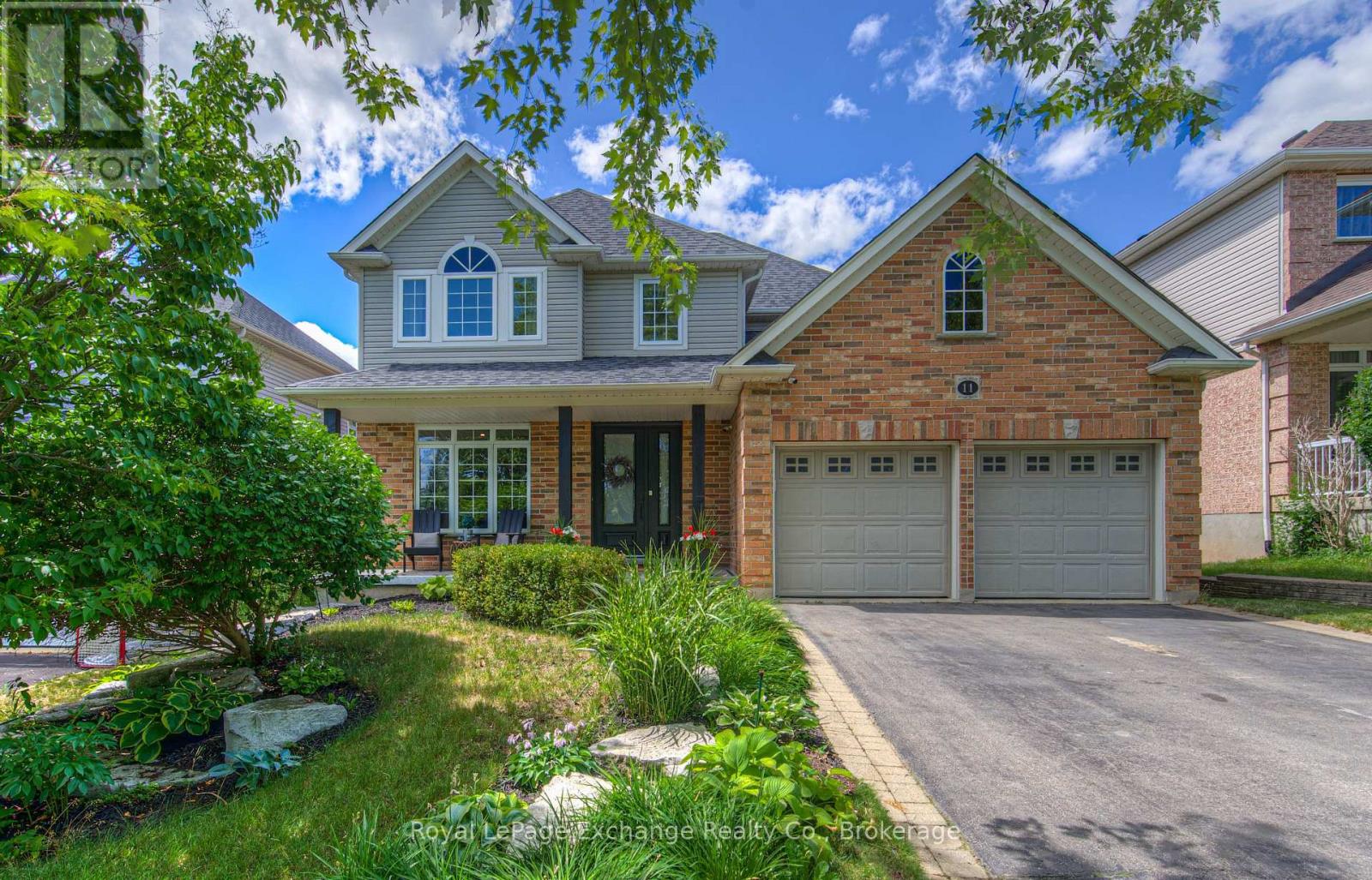 11 SALMON WAY, Halton Hills, Ontario