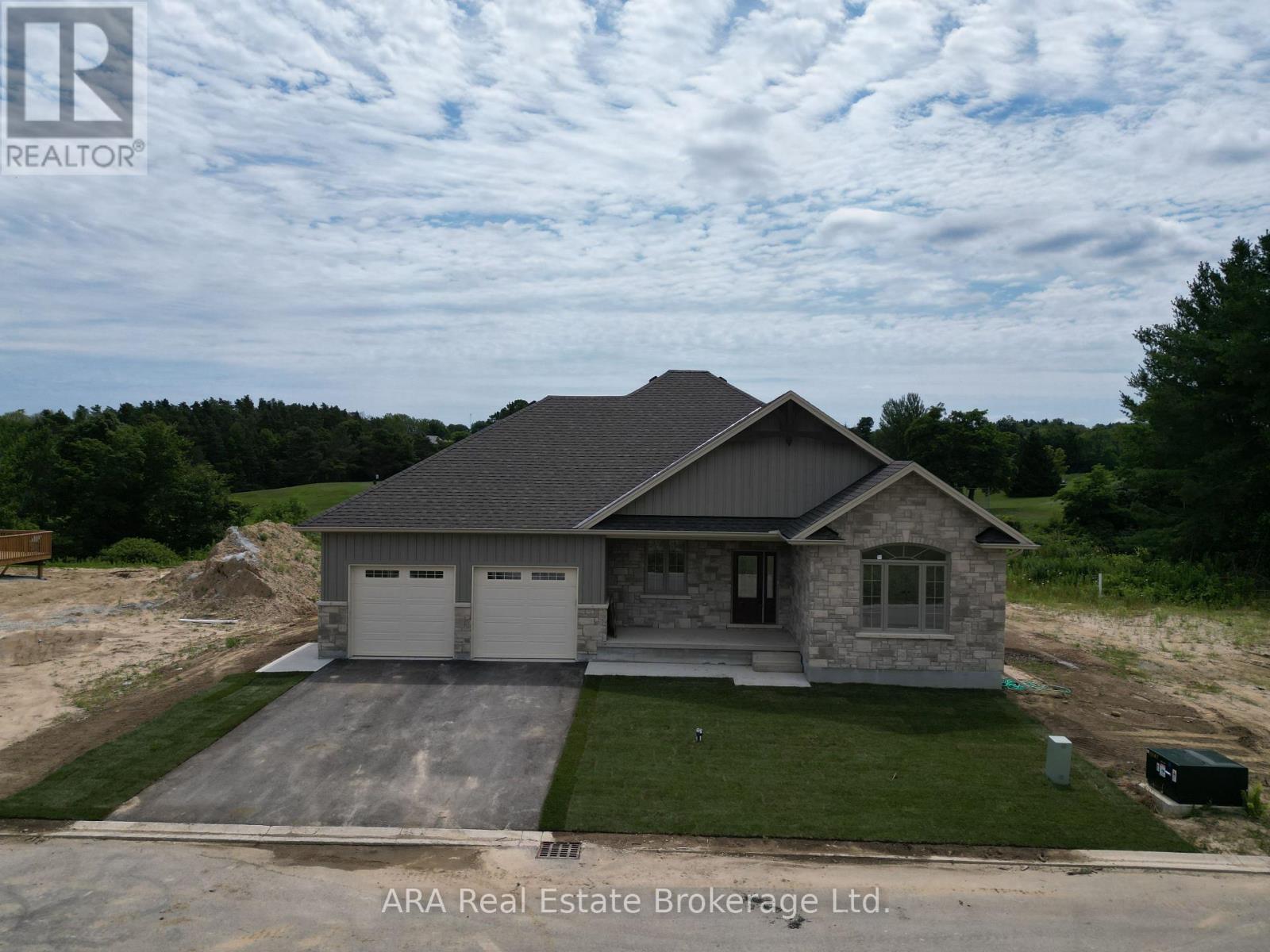 27 - 16 HILTON LANE, Meaford, Ontario