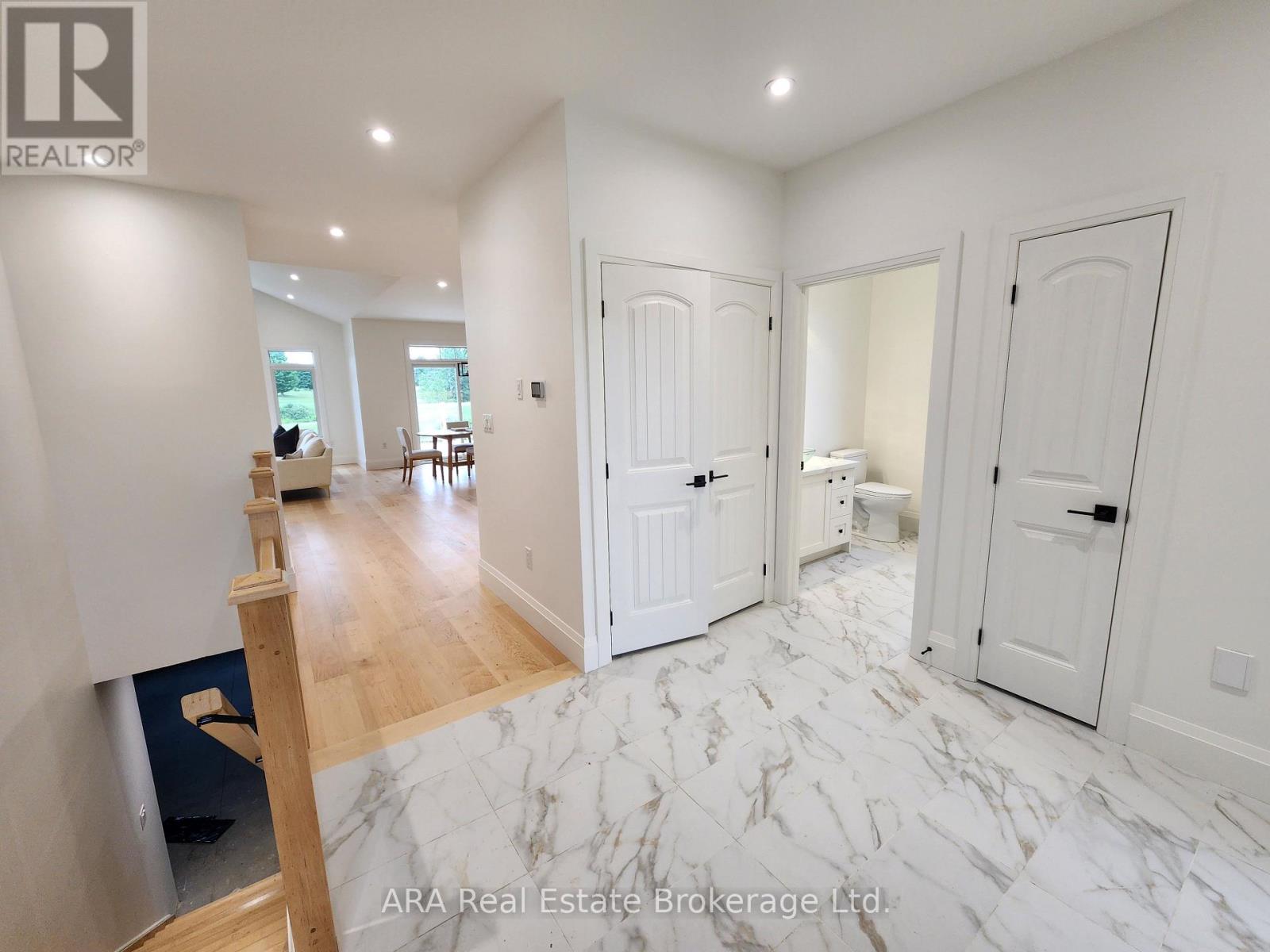 27 - 16 Hilton Lane, Meaford, Ontario  N4L 1L8 - Photo 8 - X12301394