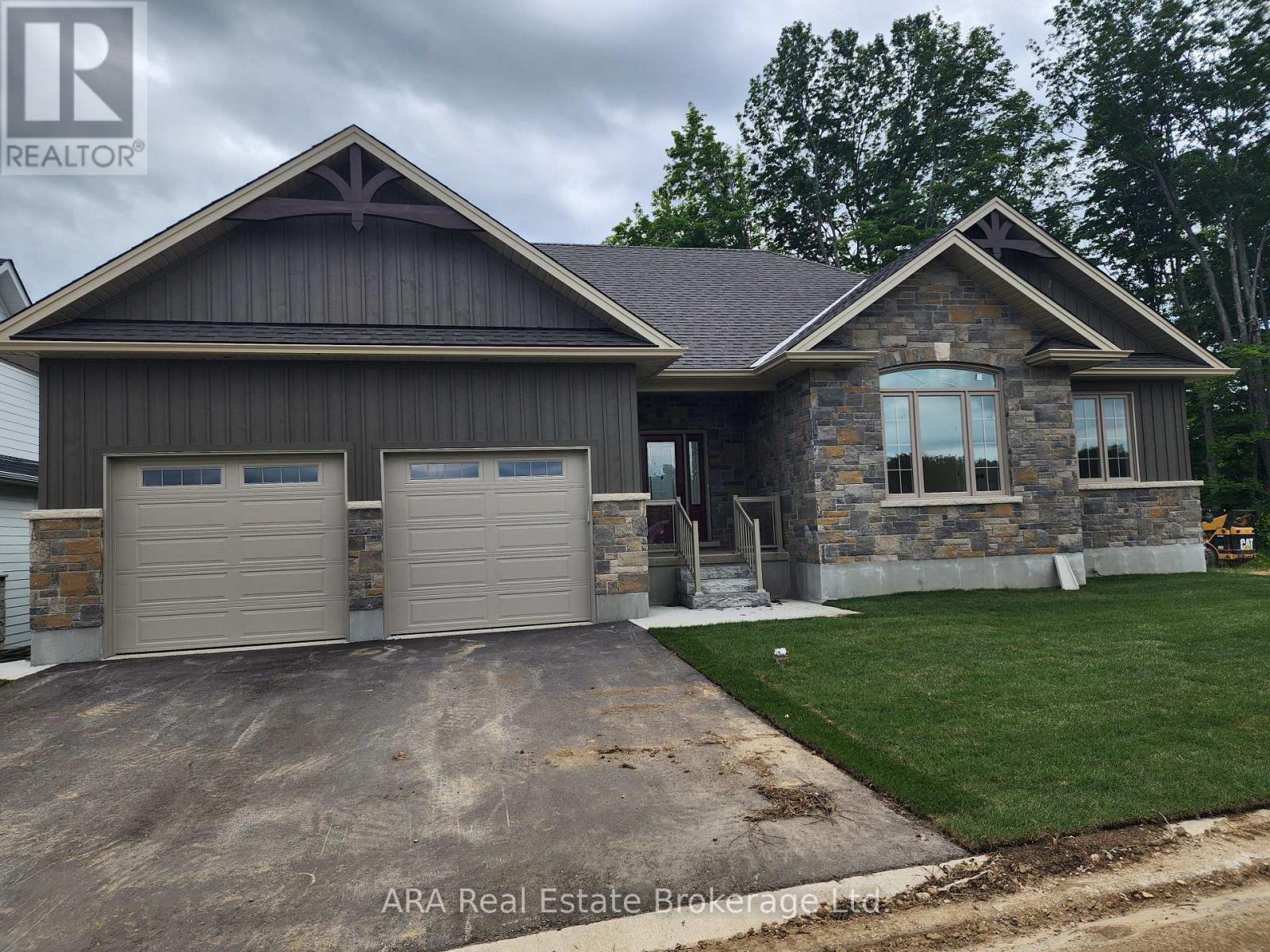 32 - 4 HILTON LANE, Meaford, Ontario