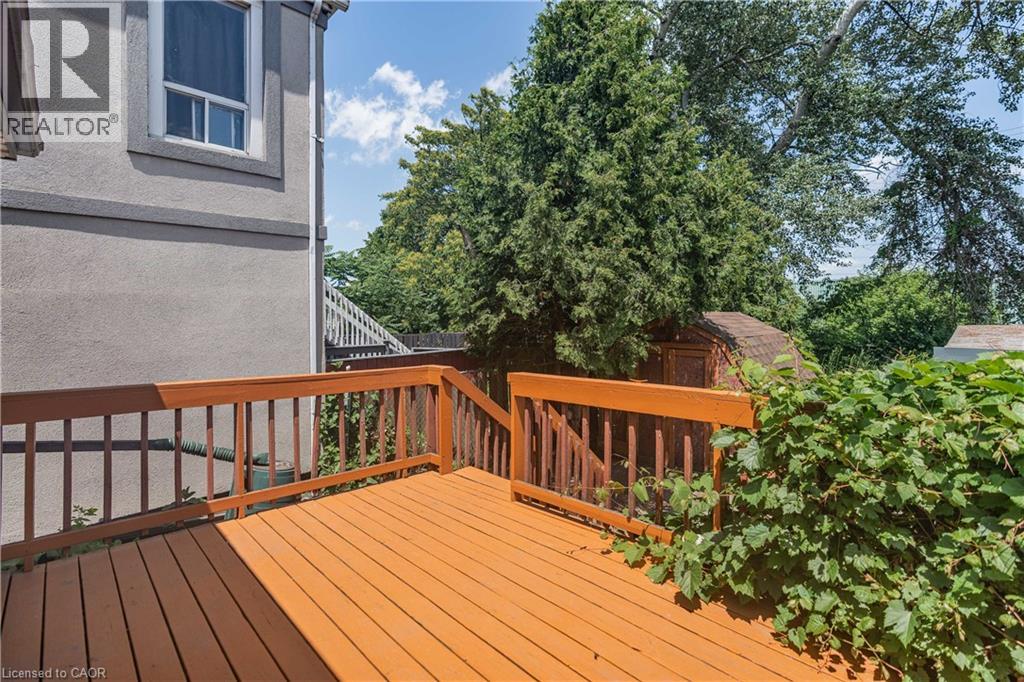 35 Gertrude Street, Hamilton, Ontario  L8L 4B7 - Photo 34 - 40753712