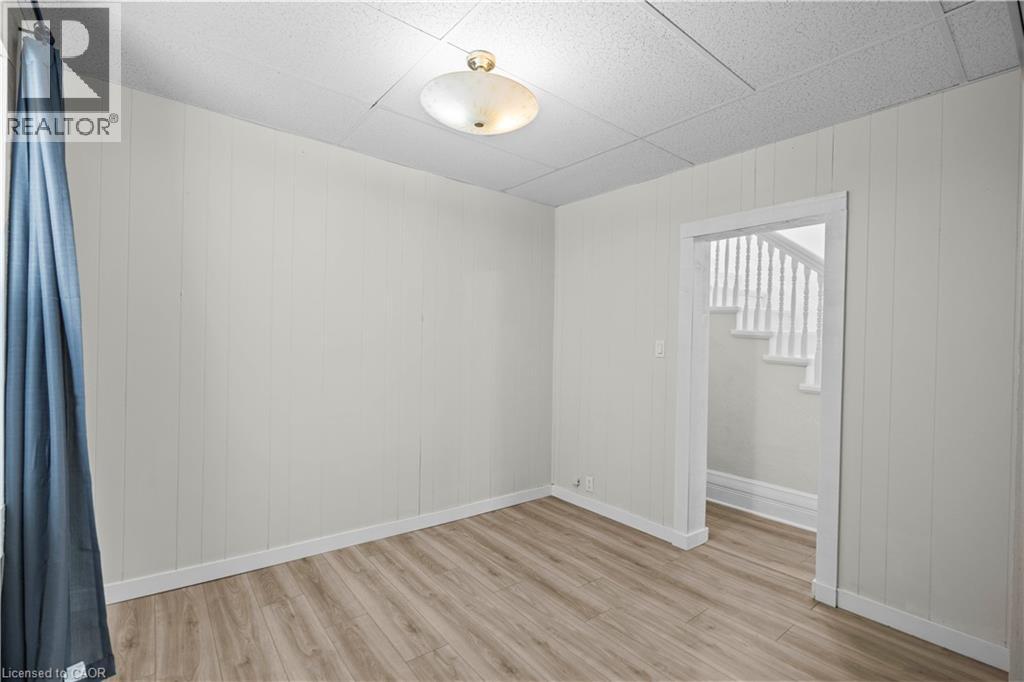 35 Gertrude Street, Hamilton, Ontario  L8L 4B7 - Photo 7 - 40753712