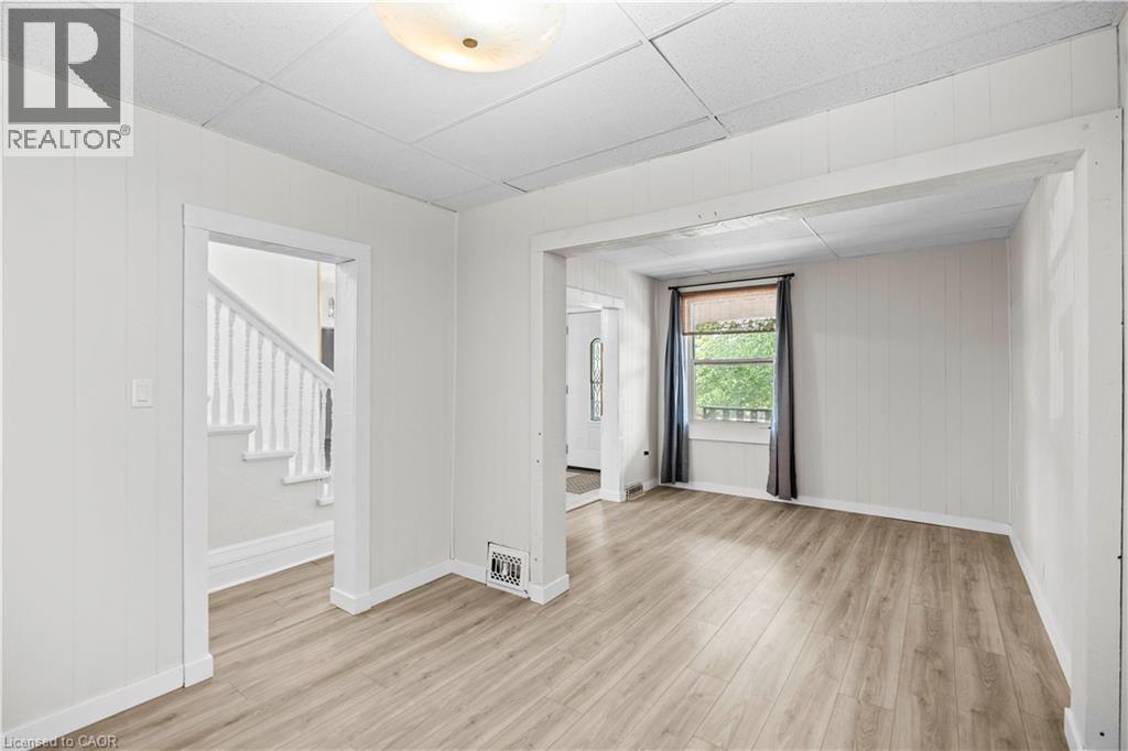 35 Gertrude Street, Hamilton, Ontario  L8L 4B7 - Photo 8 - 40753712