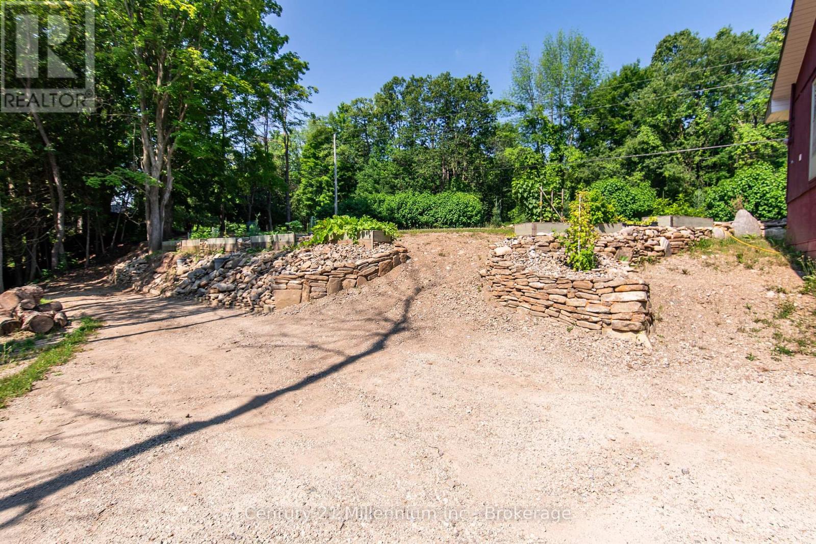 8355 County 9 Road, Clearview, Ontario  L0M 1G0 - Photo 20 - S12302521