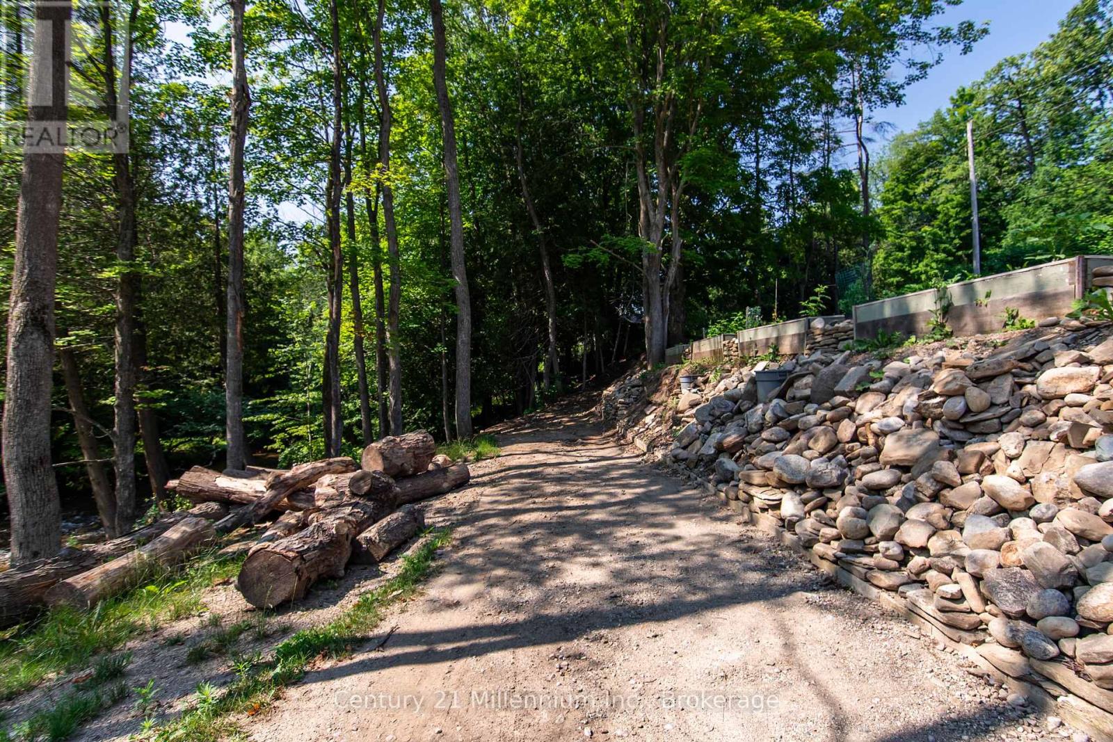 8355 County 9 Road, Clearview, Ontario  L0M 1G0 - Photo 21 - S12302521