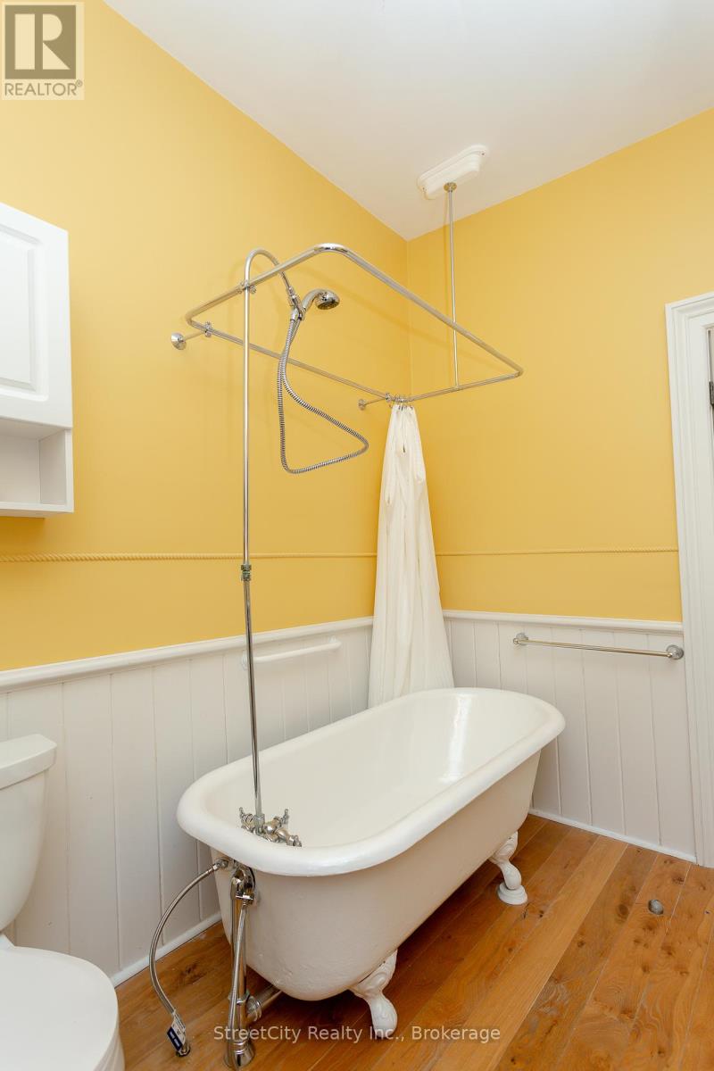 58 Norman Street, Stratford, Ontario  N5A 5R7 - Photo 24 - X12302721
