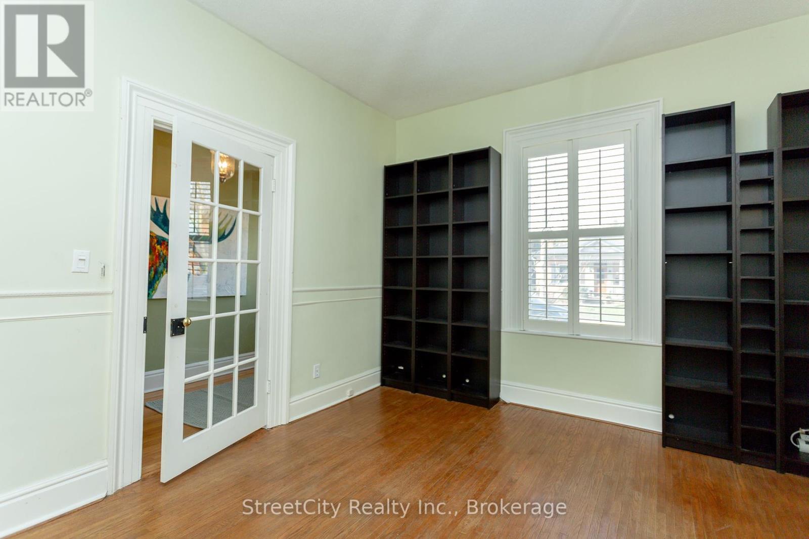 58 Norman Street, Stratford, Ontario  N5A 5R7 - Photo 9 - X12302721