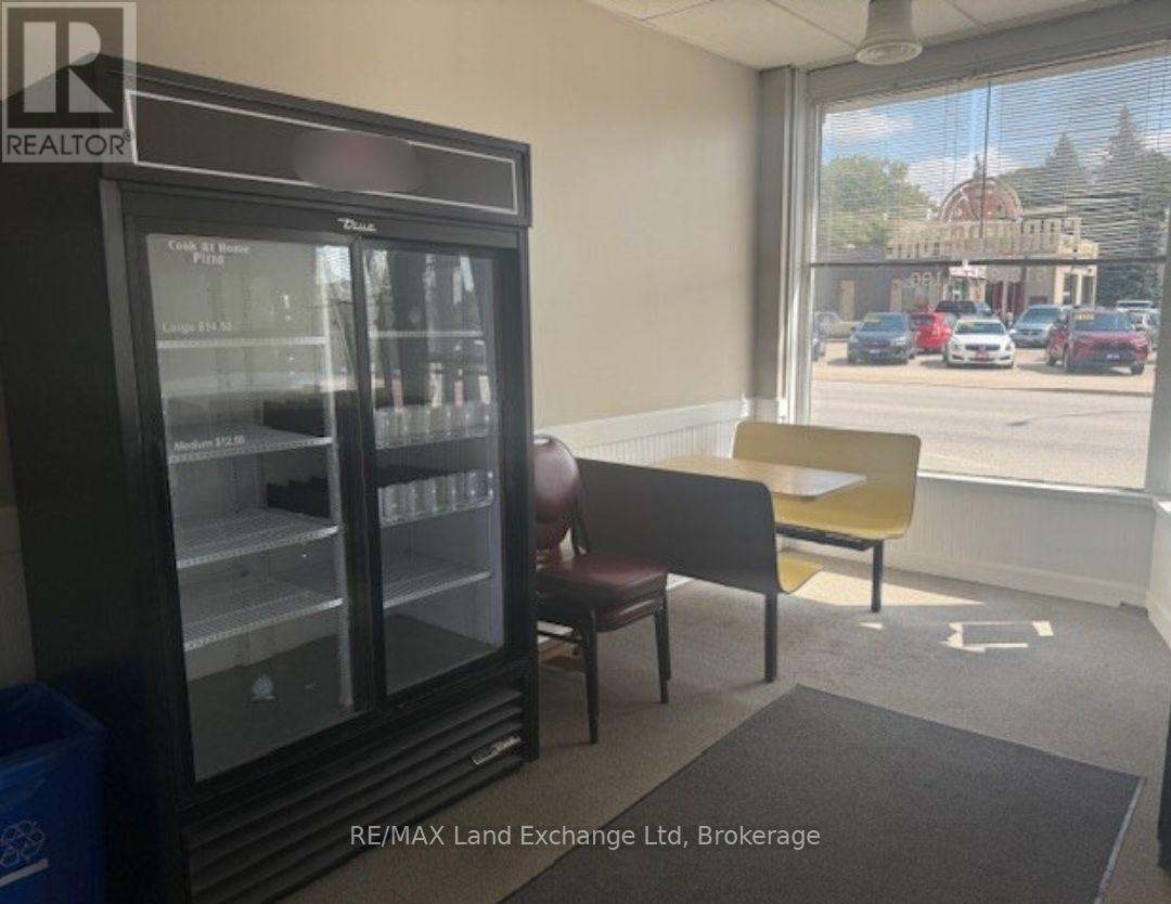 176 Josephine Street, North Huron, Ontario  N0G 2W0 - Photo 5 - X12303244