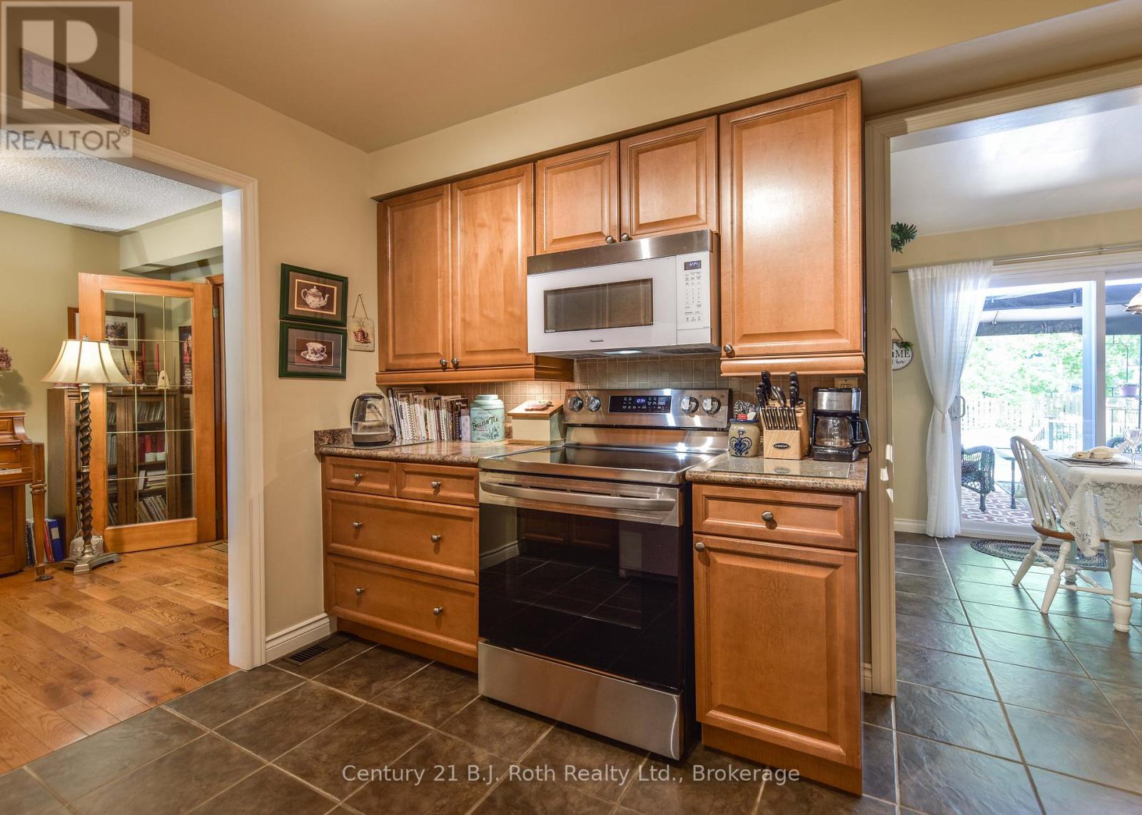 297 Matchedash Street N, Orillia, Ontario  L3V 4W1 - Photo 19 - S12303506
