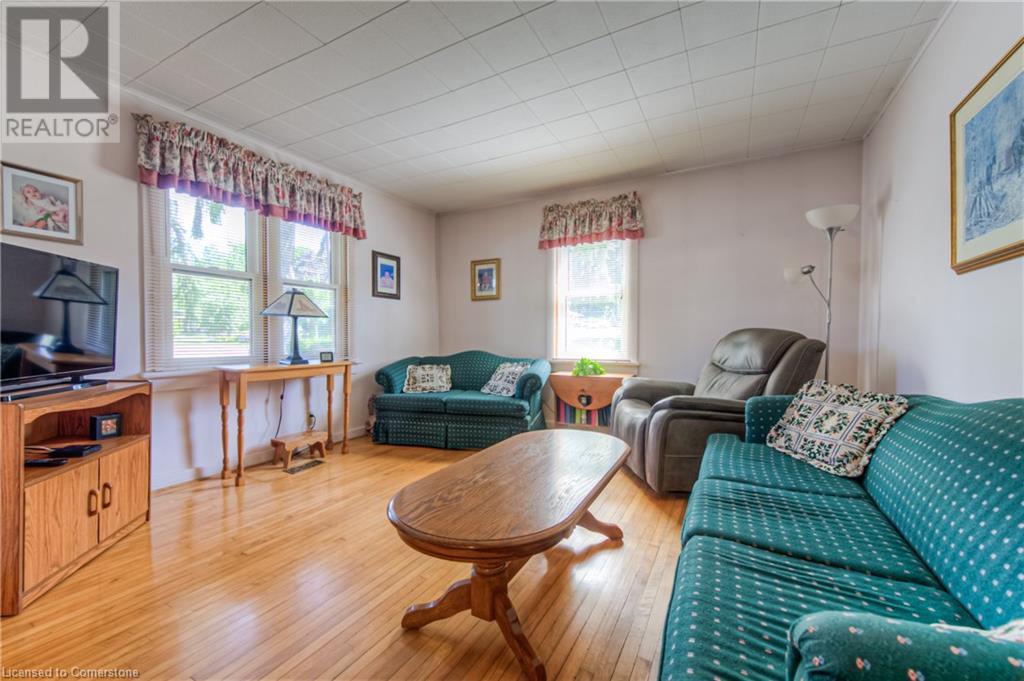 2173 Andrew St Street, Shakespeare, Ontario  N0B 2P0 - Photo 12 - 40748632