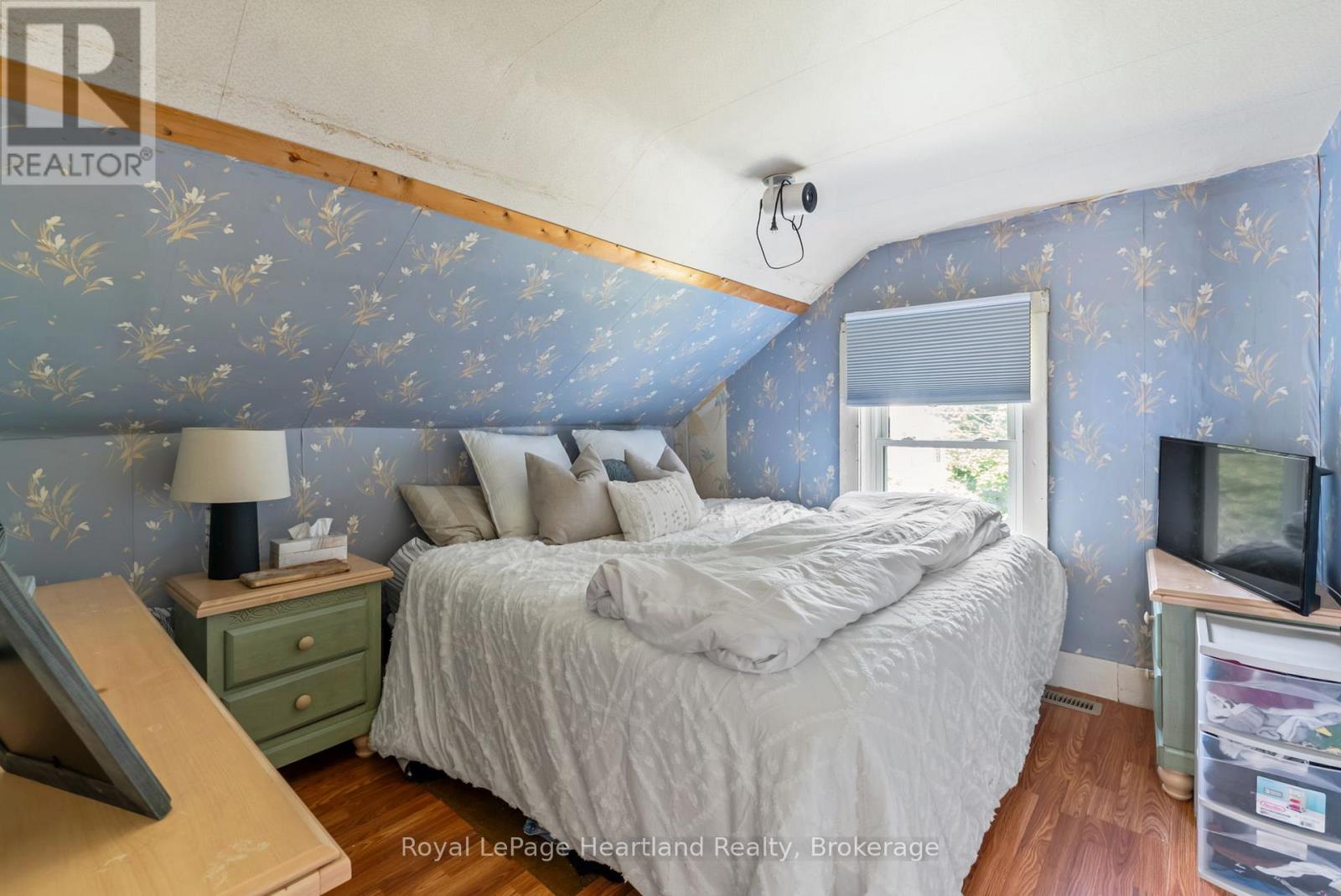 75 Margaret Street, Minto, Ontario  N0G 1Z0 - Photo 25 - X12304084